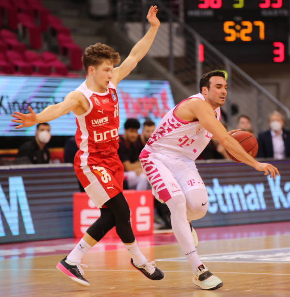 中场对德国 中场对德国