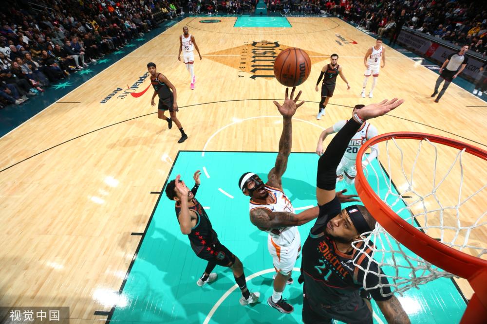 为比赛增添 为比赛增添